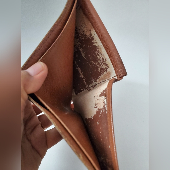 Authentic Louis Vuitton Wallet - Picture 6 of 16